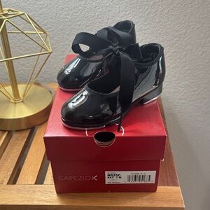 Capezio KIDS Black Patent tap Shoe for kids. “Multiple sizes available” NEW
